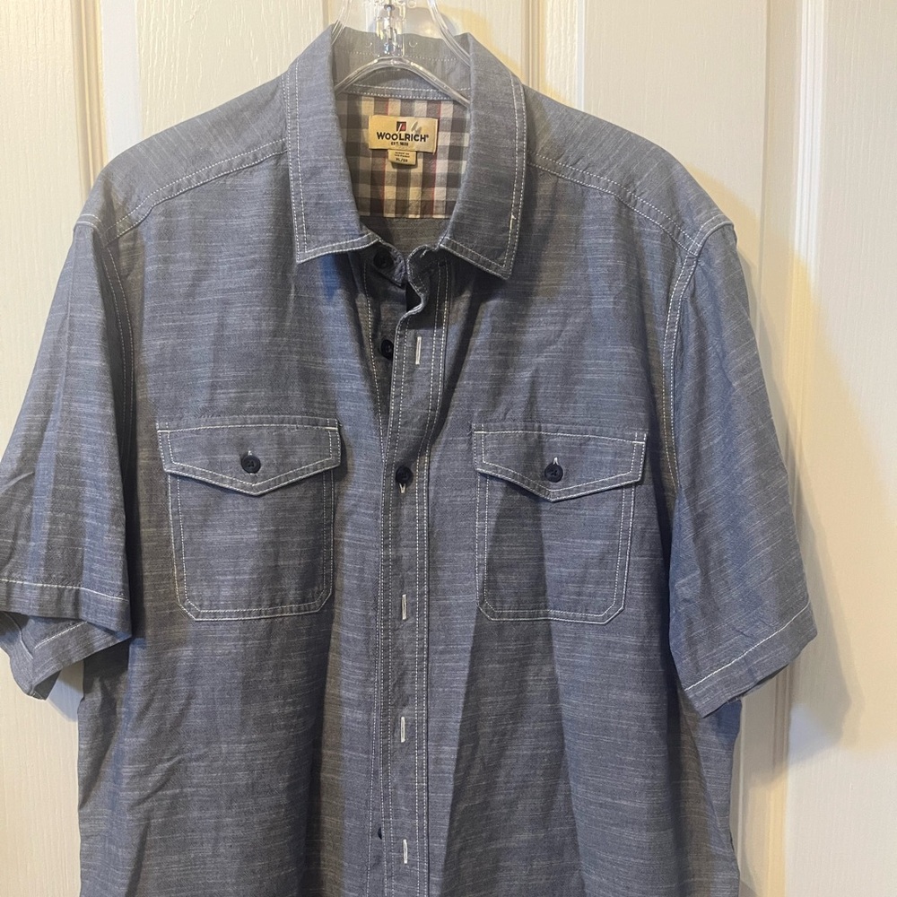 Woolrich Mens XL Short Sleeve 100% Cotton Button Up New without tags.